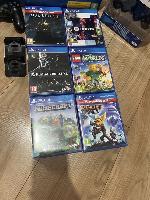 Playstation 4 slim