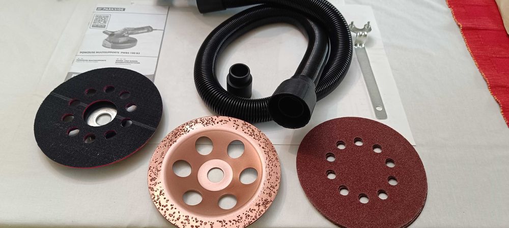 Slefuitor pereți și pardoseli Parkside PWBS 180 B3 șlefuit 1050w