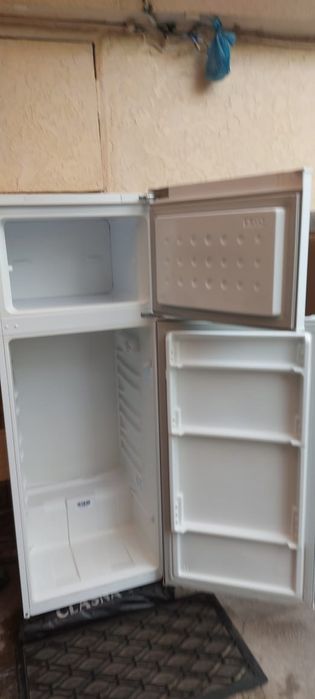 Холодильник продам