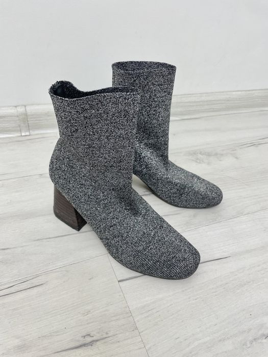 Ботинки блестящие, текстиль