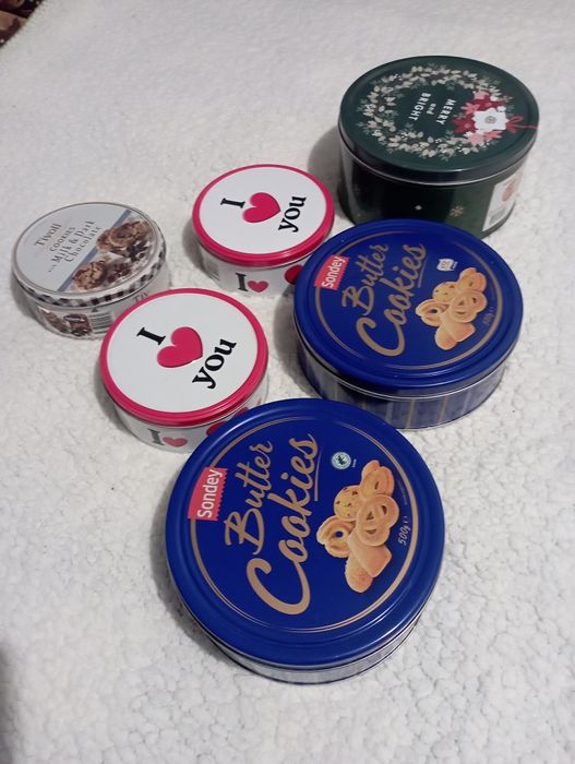 Метални кутии от бисквити, за съхранение на малки предмети 6 бр