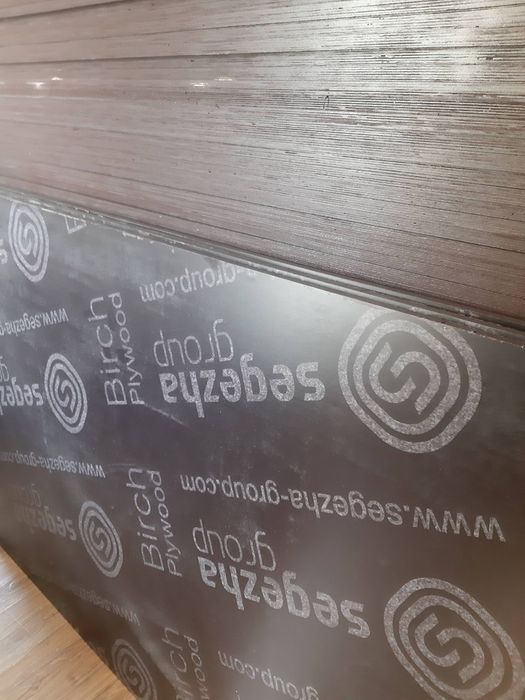 Фанера Финская влаг 3,6,8,10,12,15,18,21,24,27,30,40мм×1220х2440мм