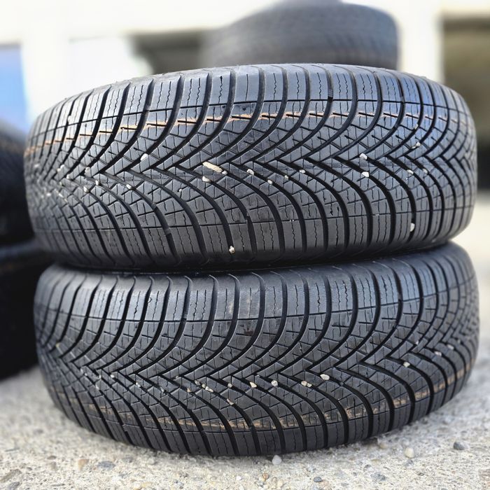 2x 195/65/15 ALLSEASON SAVA 2022 Stare impecabila