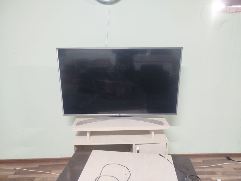 Телевизоры с подставкой