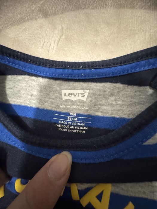 Bluze Guess/ Levis 86