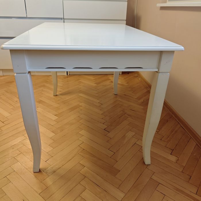 Разтегателна Трапезна маса