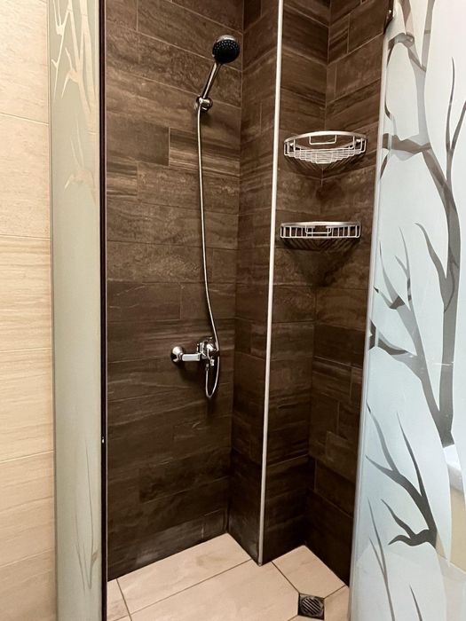 Дава се под наем Тристаен апартамент в Пловдив, Кършияка - 115 кв.м за 525 € - Снимка #14