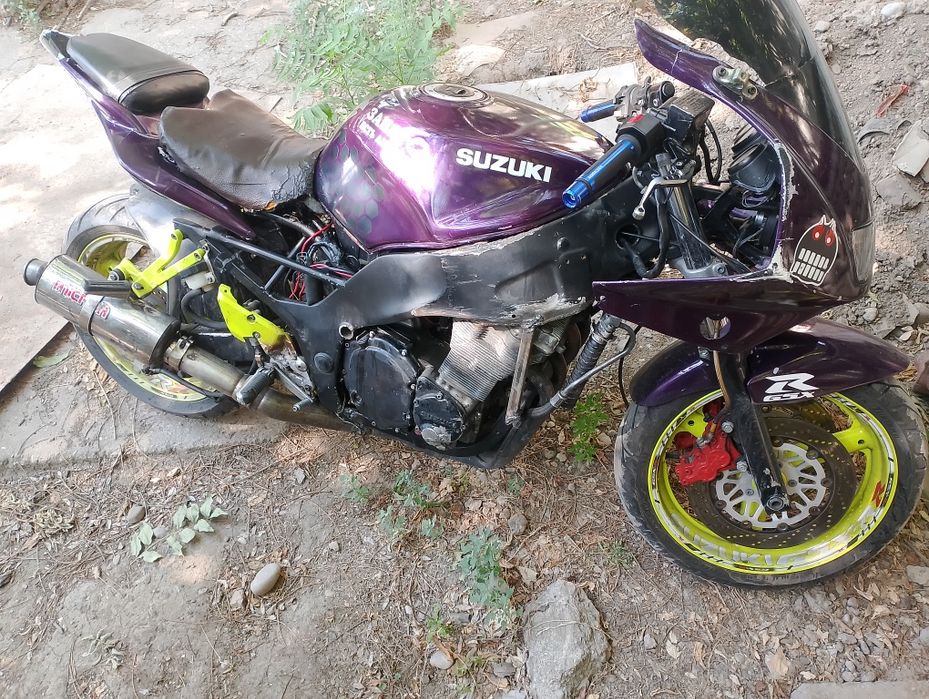 Suzuki RF900 продам срочно