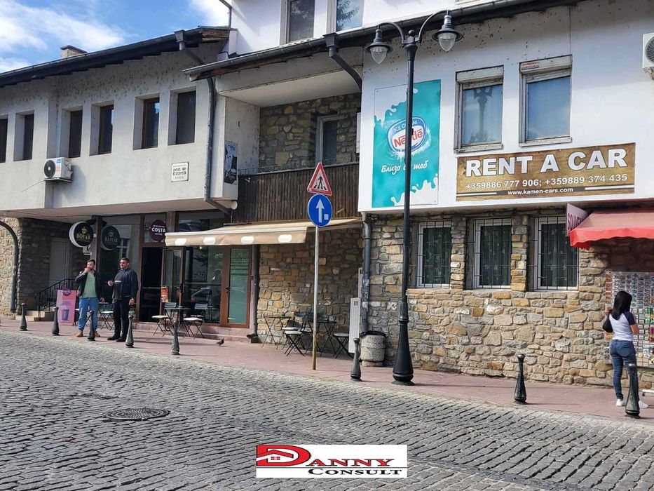 Двустаен апартамент в гр. Велико Търново - площад ”Царевец”