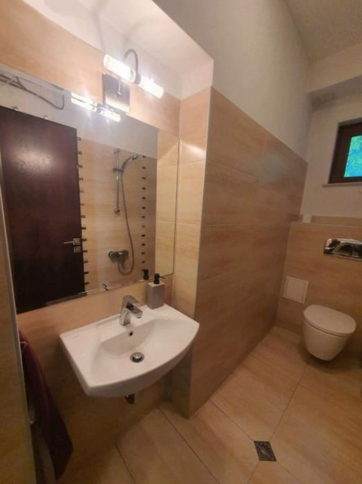 Дава се под наем Етаж от къща в София, Лозенец - 80 кв.м за 800 € - Снимка #10