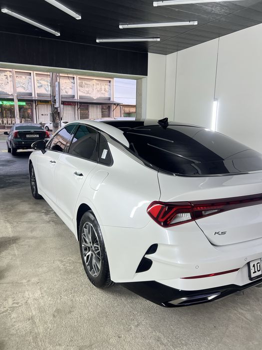 Kia K5 2022 yil