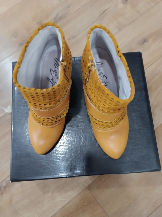 Дамски Боти в отлично състояние