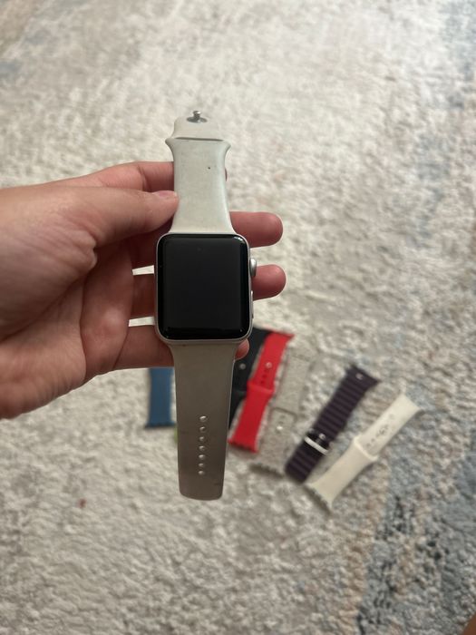 Срочно продаю Apple Watch 3серия 42mm