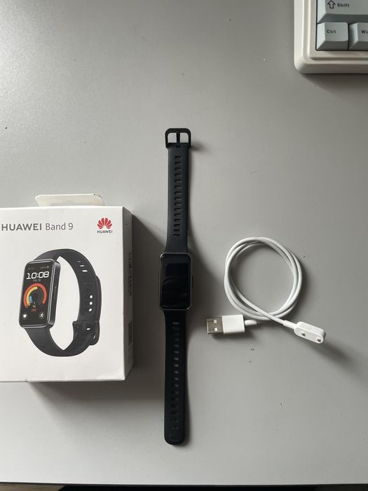 Huawei Band 9 смарт часы СРОЧНО!!!