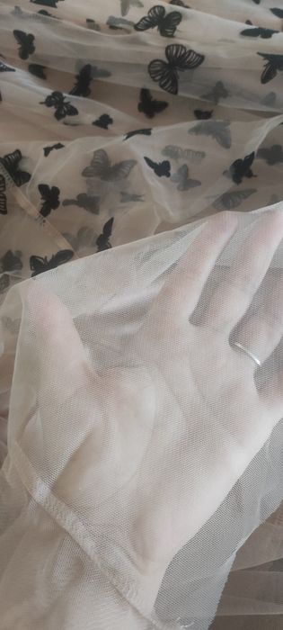 Нова пола с пеперуди