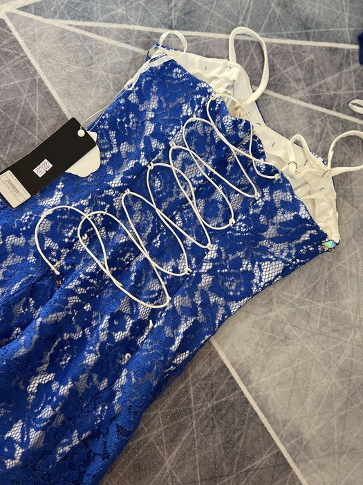 Плятья вечерние 44 р