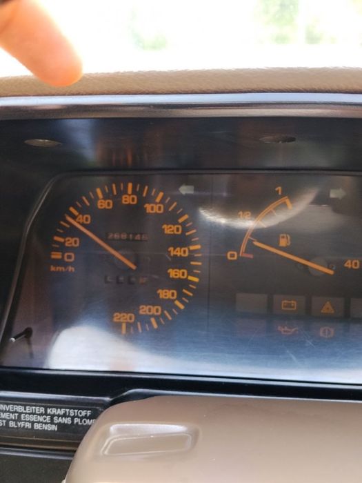 Yaxshi xolatdagi Mazda 323