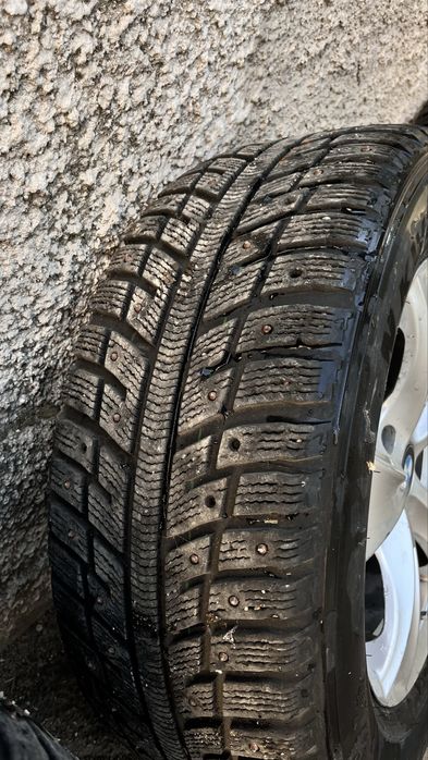 Диски R16 и резина Kumho шипы