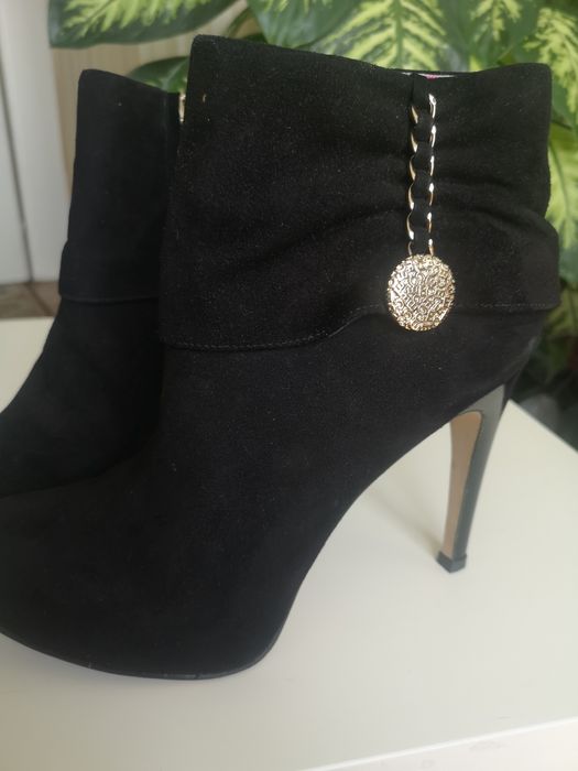 Боти естествен велур Vero Cuoio