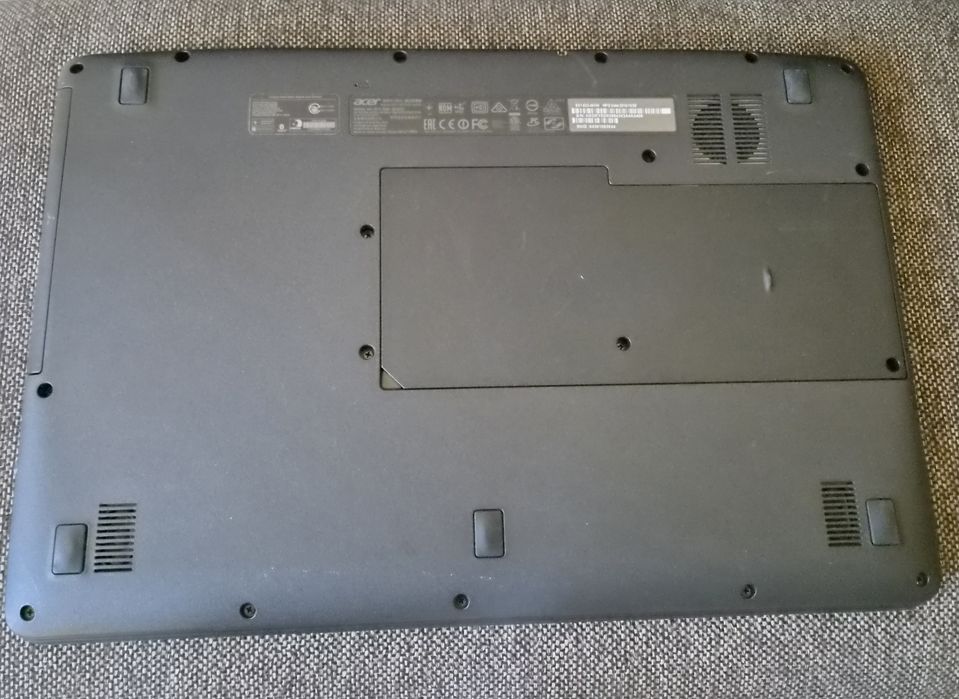 vand laptop Acer Aspire E51.15.6".Amd 4 7210 Quad.8 Gb.Ssd 256 Gb