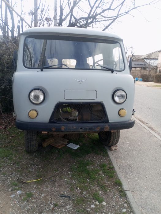 Буханка, кузов очень живой. Не на ходу!