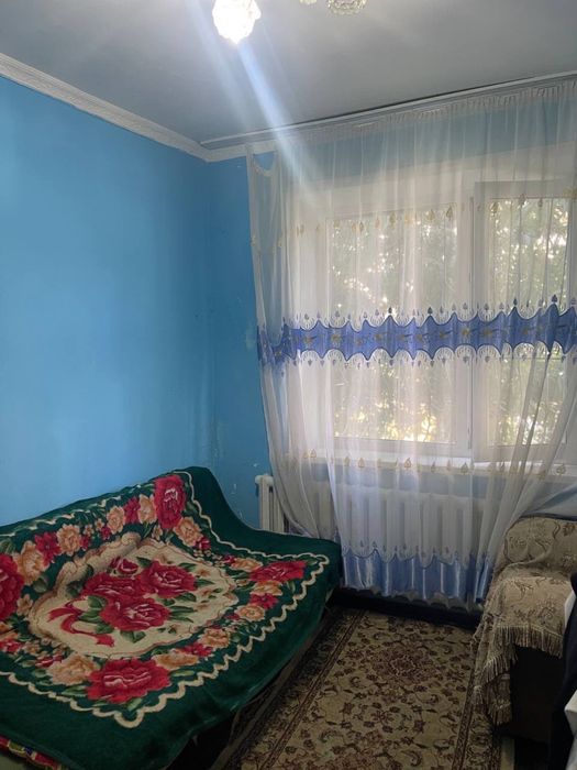 Продам 4 комн квартиру