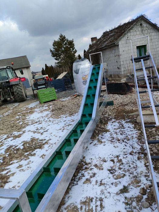 Banda transportoare pentru legume