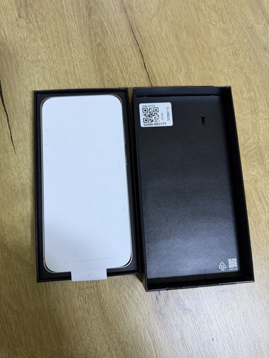 Samsung s 24 fe nou cu garantie