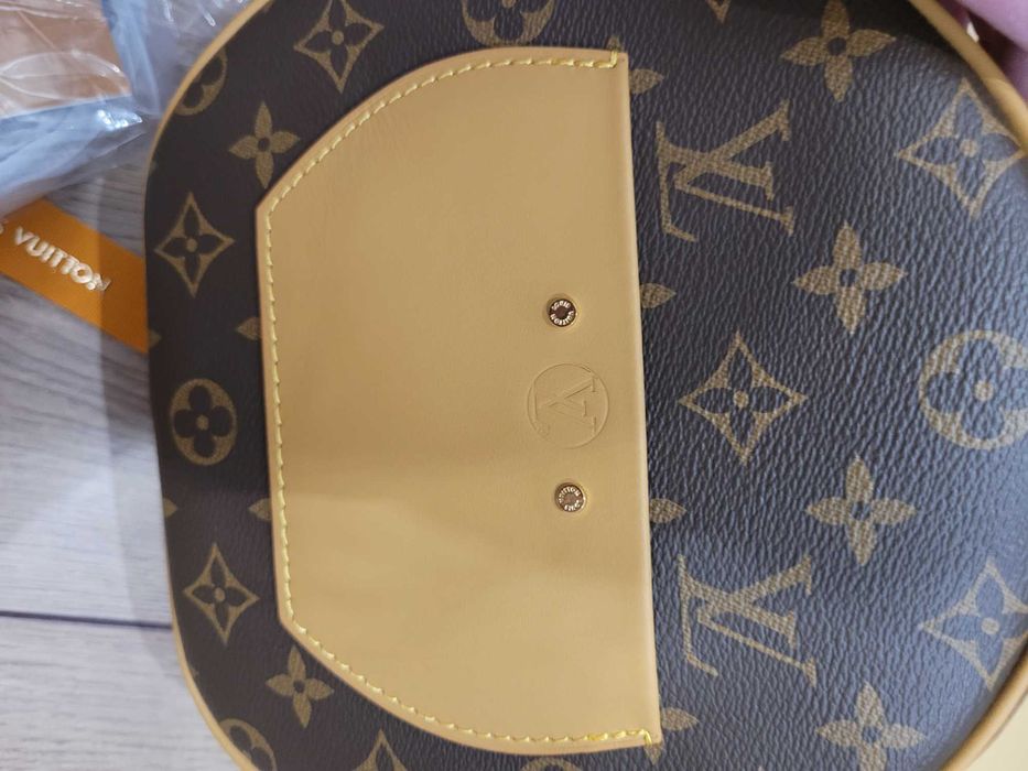 Louis Vuitton дамска мини чанта