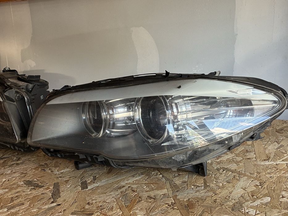 BMW F10 F11 Фарове H7 HELLA ляв + десен комплект