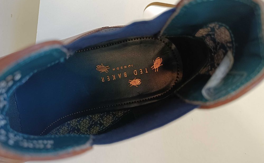 Ghete chelsea 41.5 42  plain toe Ted Baker London NOI piele naturala