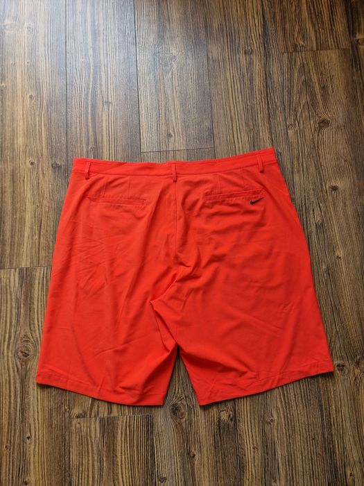 Страхотни мъжки къси панталони NIKE GOLF размер 40