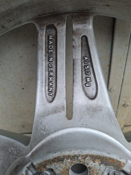 Перфектни джанти 5х112 18 8.5j et29 с много добри гуми