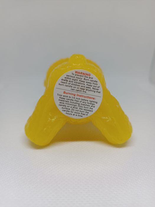 Дизайнерска  соева свещ 
- Вие избирате цвета 
- Ръчно изработена 
- 1