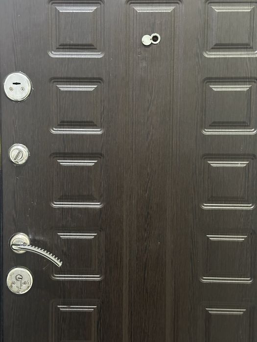 Продам 2х квартиру Ауэзова 4