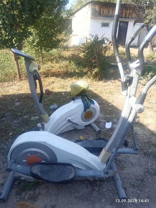 Тренажёрный велосипед