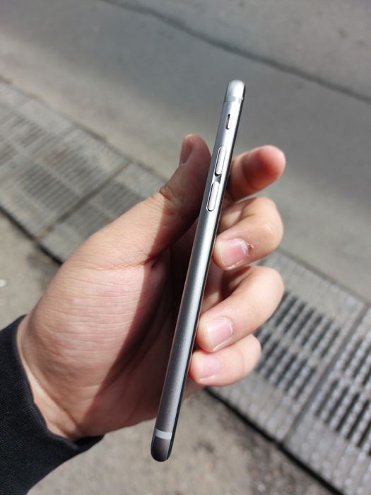 Iphone 6s 16. Idial radnoy