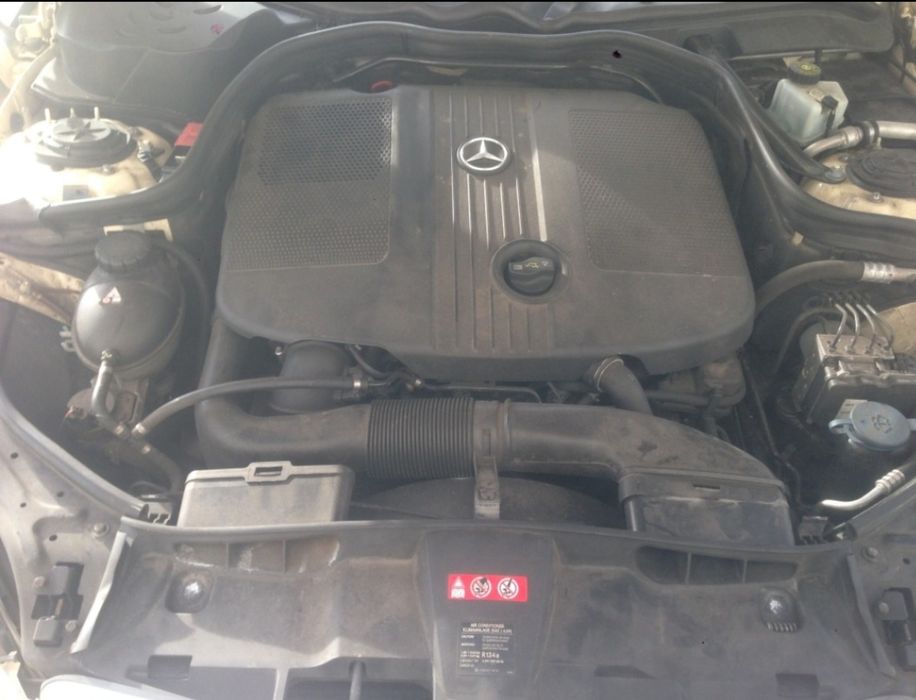 Motor complet echipat cu accesorii Mercedes W204,W212 2.2cdi e5 om 651