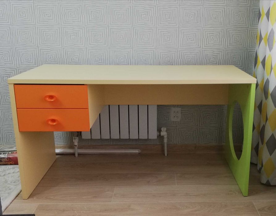 Продам детскую мебель