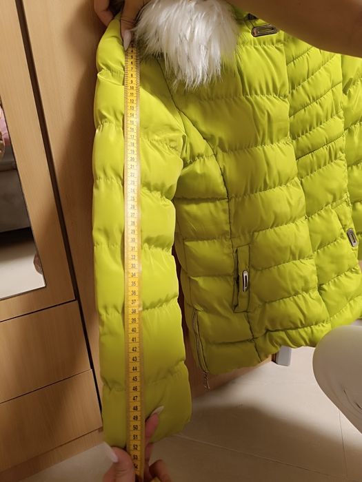 Продавам детско зимно яке