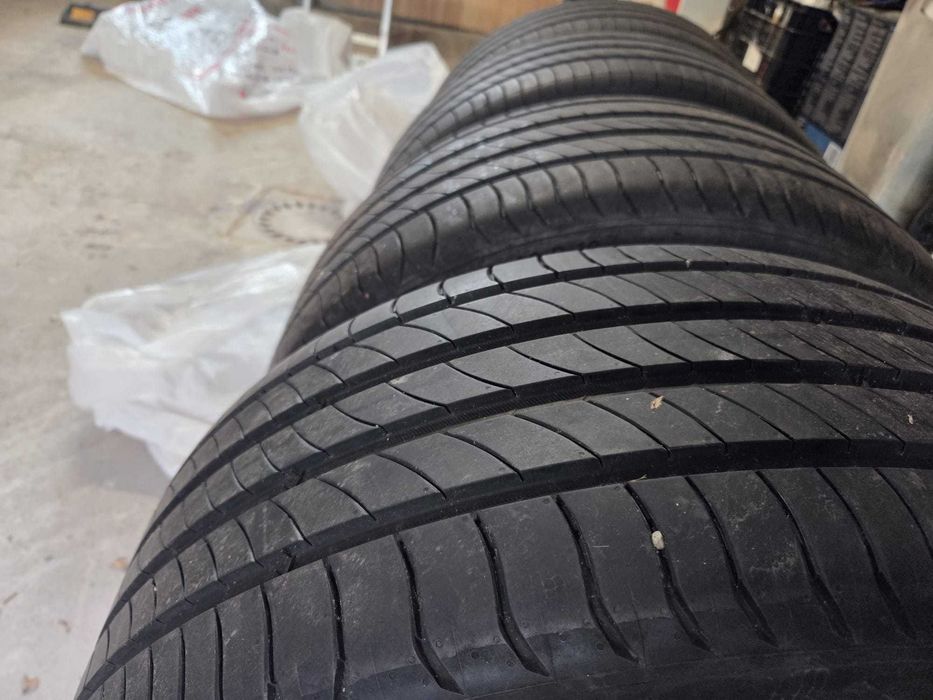 Set 4 Anvelope Vară Michelin Primacy 4 235/40 R19 96W – NOI (Rulaj 100km / DOT 1923)