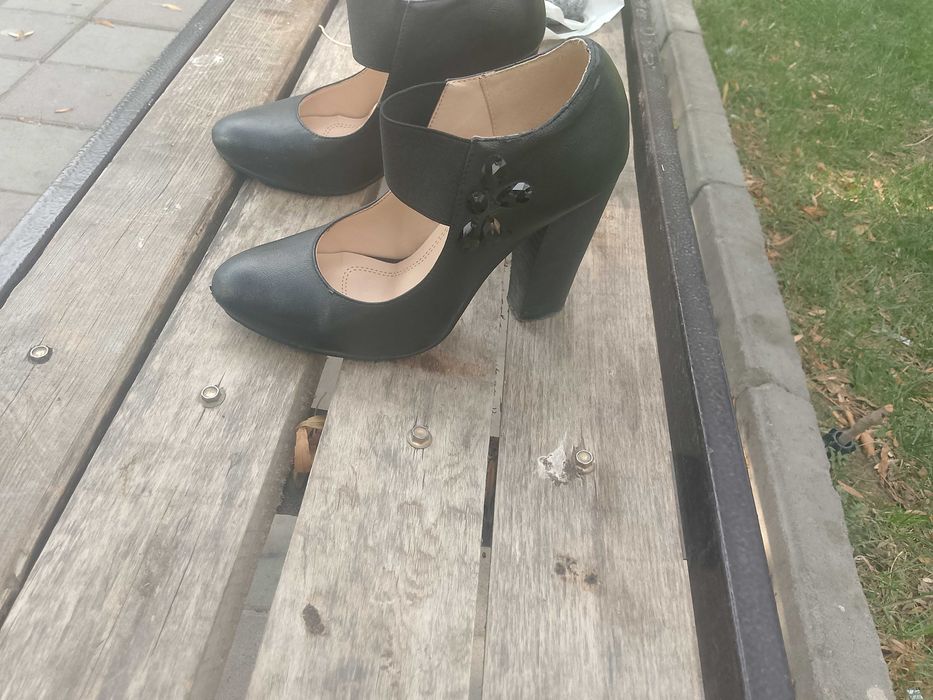 Туфли черные классика