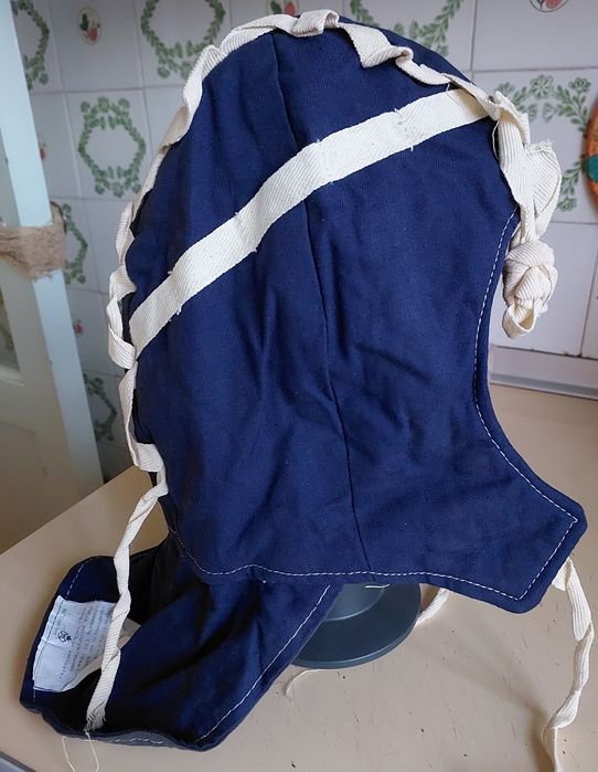 Продам подшлемник, куртку, штаны,