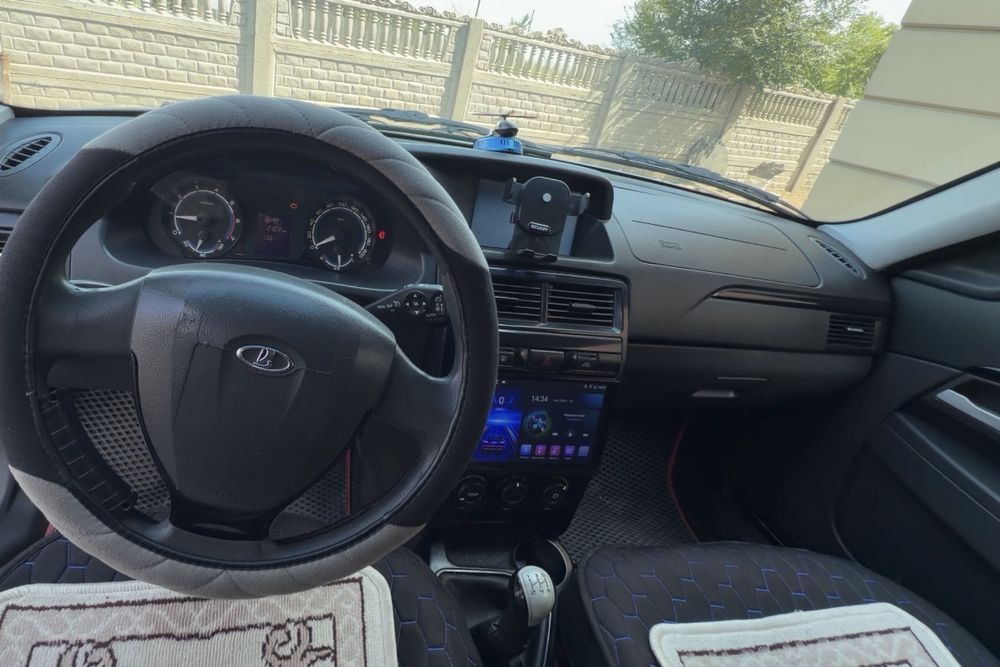 LADA PRIORA 2 | 2015 год
