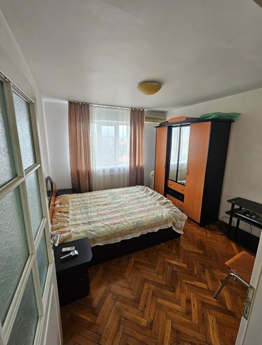 Apartament 3 camere decomandat zona centrala