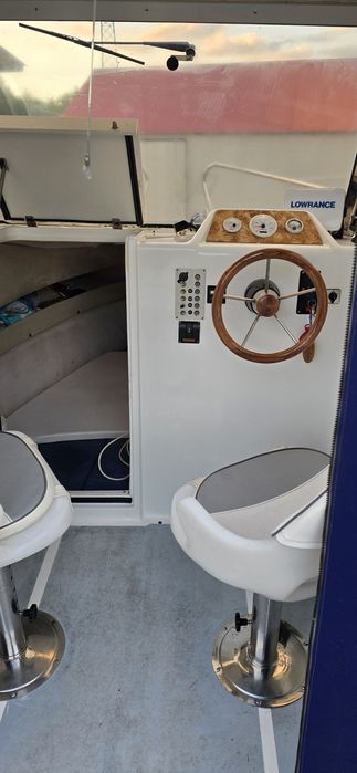 Bellingardo Cabin Fish 550 – barcă cabinată, ideală pentru pescuit și agrement