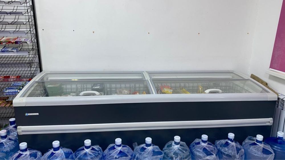 Морозильник для магазина и склада