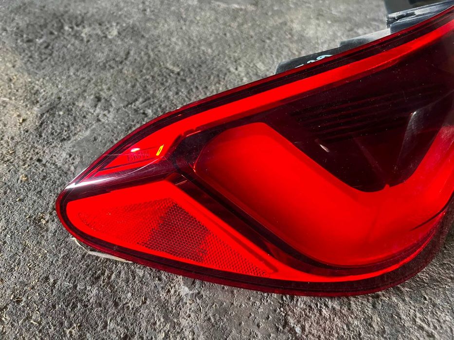 Stopuri stop lampa triple aripa stanga dreapta BMW X2 F39 cod 7420737 7420738 F03688000H F03687000H