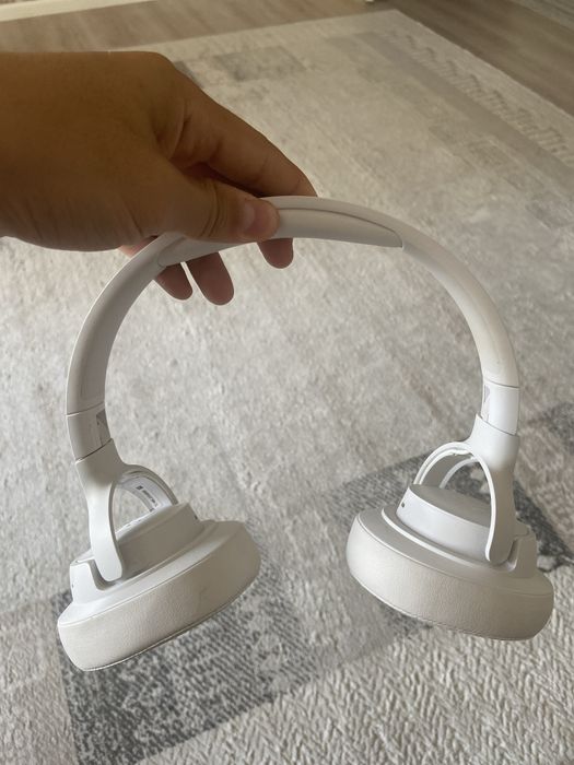 Продается наушники оригинал JBL Tune 720Вт