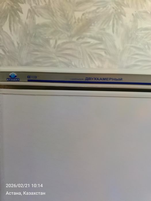 Продам холодильник